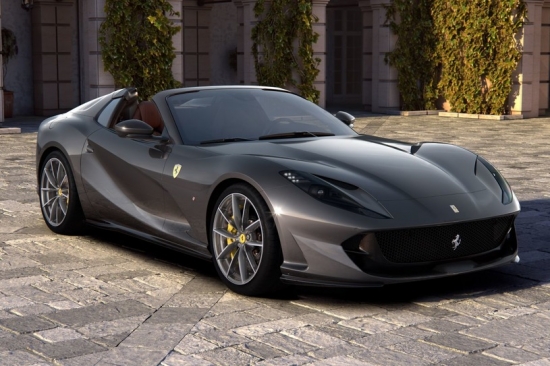 FERRARI 812 GTS new convertible with decent data
